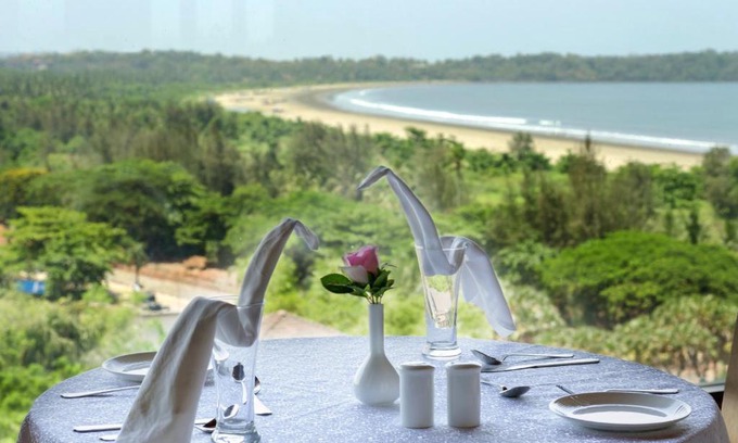 Caranzalem Hotel | Varanda Do Mar