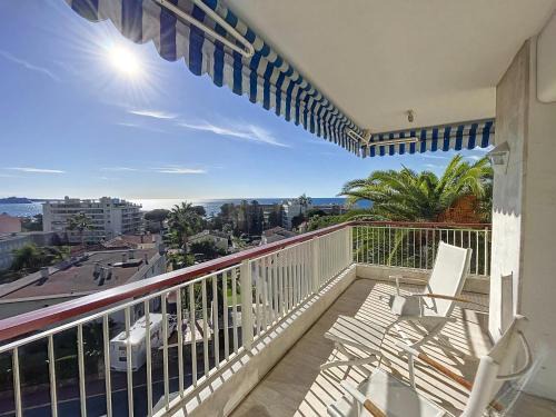 La Croix des Gardes Apartment | Vaste 4p Bord de mer, terrasse, piscine 263L DILLI