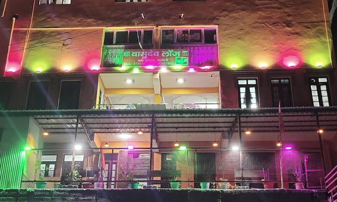 Chamoli Hotel | Vasudev lodge Gopeshwar