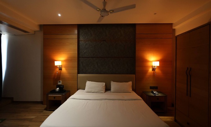 Bilaspur Hotel | Vasuh Mhangglam