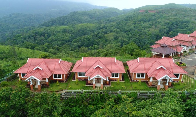Mannarkkad Resort | VAYAS holistic Ayurveda Centre
