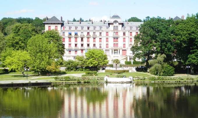 Bagnoles-de-l'Orne Apartment | Very nice studio for 2 people for spa guests in the Belle Epoque district
