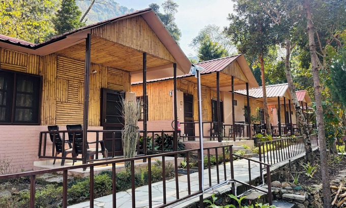 Ukhimath Hotel | Vedant Valley Resort, Kund (Guptkashi)