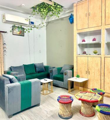 Malviya Nagar House | VeeHomes-A 4BHK HomeStay