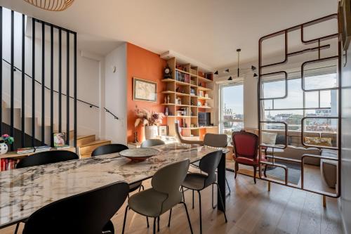 Prince–Marmottan Apartment | Veeve - Eyes Towards the Eiffel