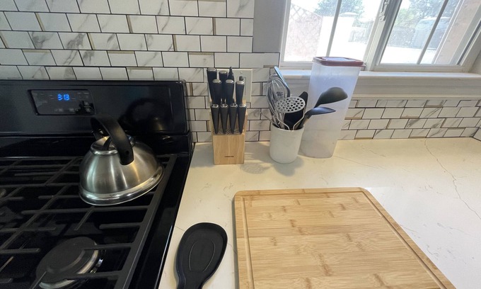Las Vegas Apartment | Vegas Villa Apartment! Centrally located with upgraded features and amenities!