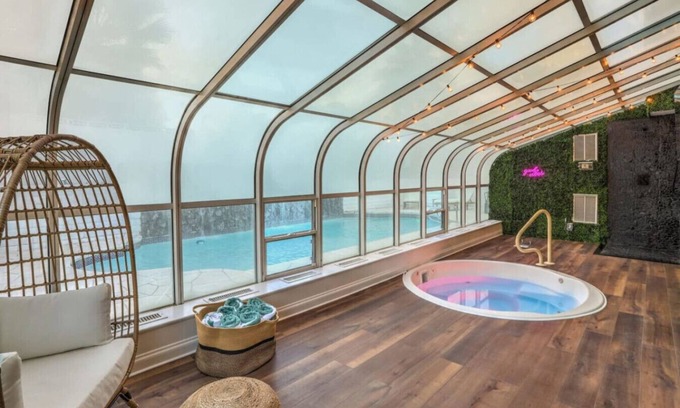 Paradise Villa | Vegas Villa - HUGE Heated Pool, Indoor Jacuzzi, Billiards