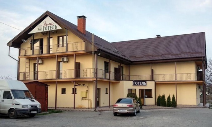 Brovary Hotel | Veles