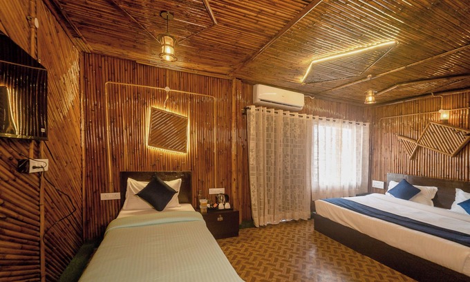 Lake Swaroop Sagar Hotel | Venice View Hotel & Restaurant