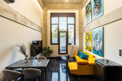 Anatolikos Sinikismos Apartment | Ventiri Lofts - Kalamata Luxury Penthouses
