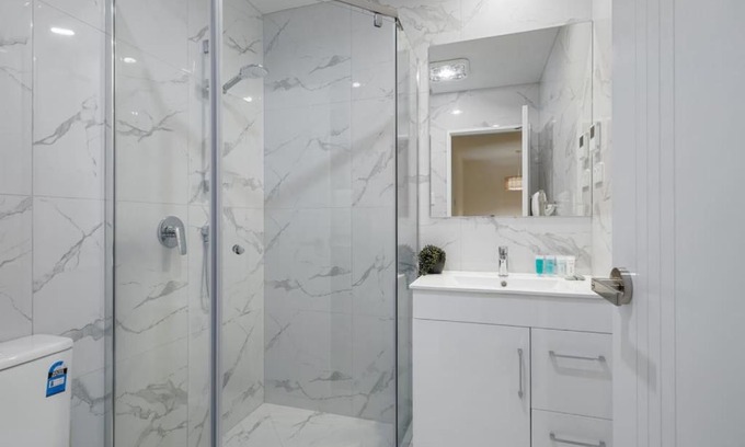 Mangere House | Venture Heights Townhouse with Parking and Patio
