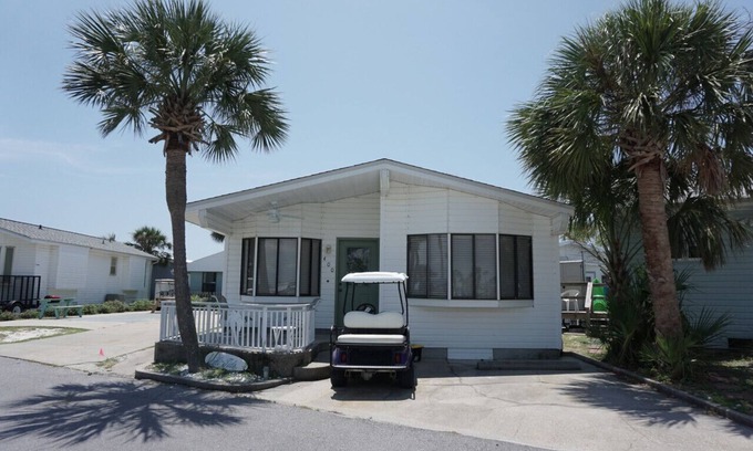 Lower Grand Lagoon House | Venture Out, #400 N. Marlin Dr. Comes WITH GOLF CART!