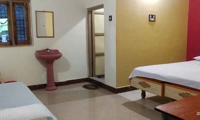 Hampi House | VENU HOMESTAY