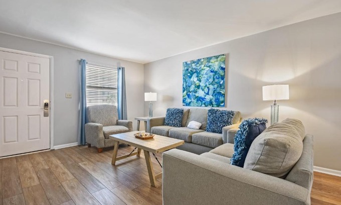 Fort Walton Beach Apartment | Venus 215 condo