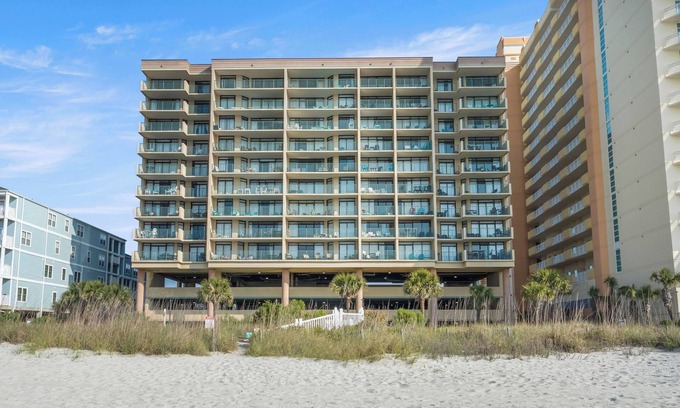 Ocean Drive Condo | Verandas 409: 1 BR, 1 BA Condominium in NMB, Sleeps 4