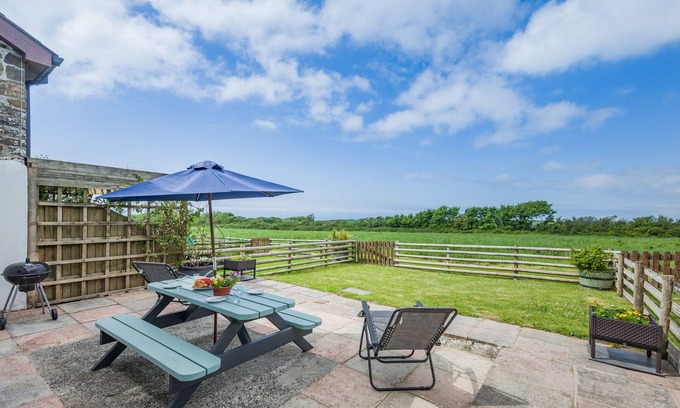 Stibb House | Verity - Three Bedroom House, Sleeps 6