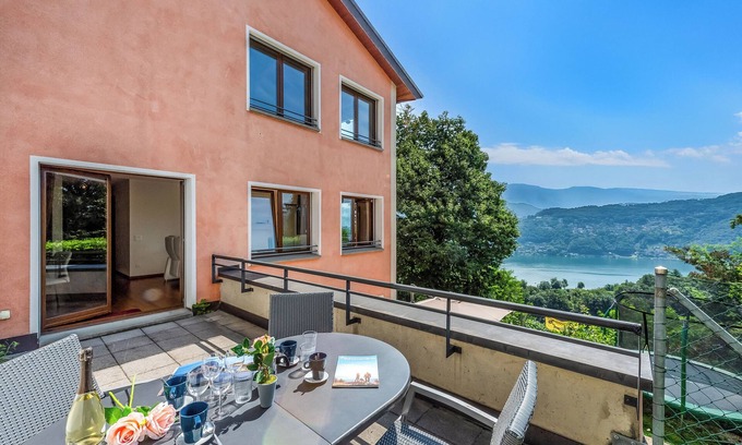 Vernate Apartment | Vernate Lugano Lake Sweet View, Vernate, Switzerland