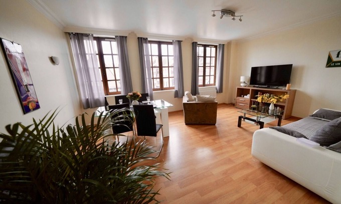 Quartier Vieux Marche-Cathedrale Apartment | Very beautiful F3 full historic center