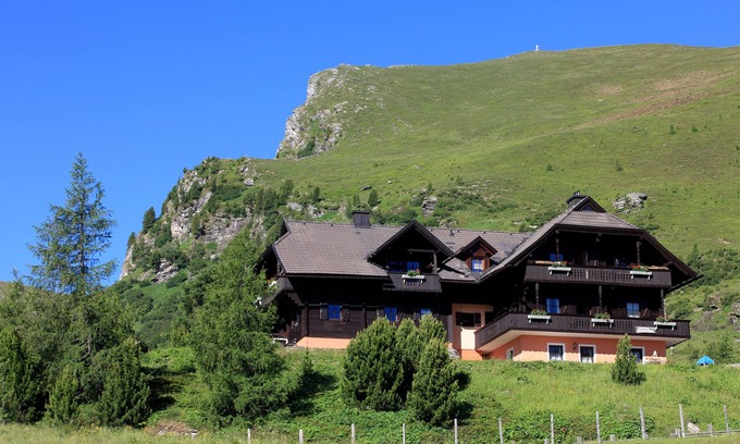 Falkert Apartment | very comfortable, alike hut, with all comfort, central site, pets are allowed