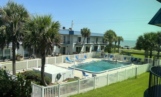 Ormond-by-the-Sea Condo | Very comfortable home with pool & ocean view; <1 minute walk to beach!