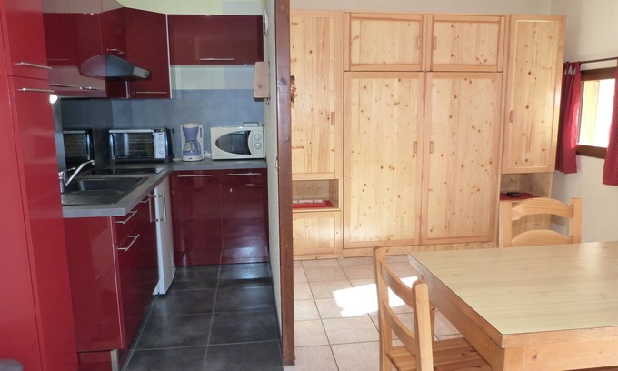 Les Deux Alpes Apartment | Very nice apartment 28m2 classified 2 stars in heart station, prox. tracks.