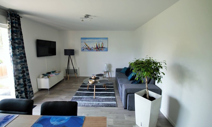 Sarzeau Apartment | Very nice apartment DERVENN MOR