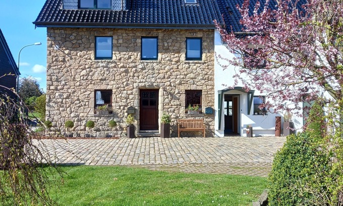 Huertgenwald Condo | Very nice apartment with garden, perfect starting point for hikes, bike tours etc.