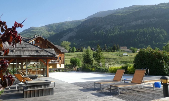 Monetier-les-Bains Apartment | Very nice apartment, on the slopes, with pool and sauna