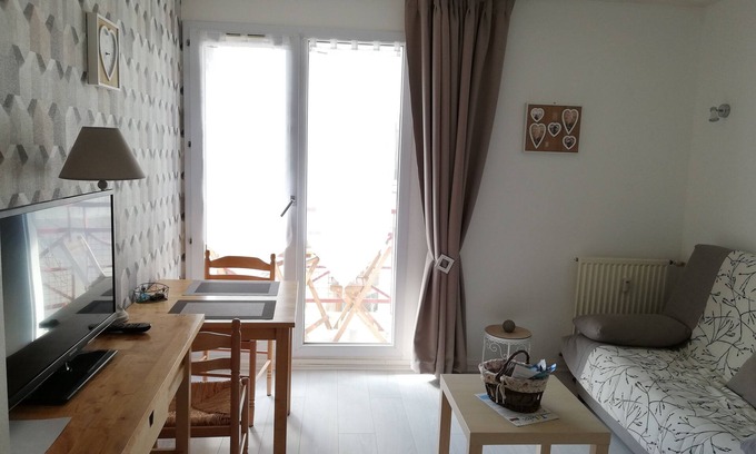 La Richardais Apartment | very nice studio DINARD/LA RICHARDAIS 5 minutes from the beach