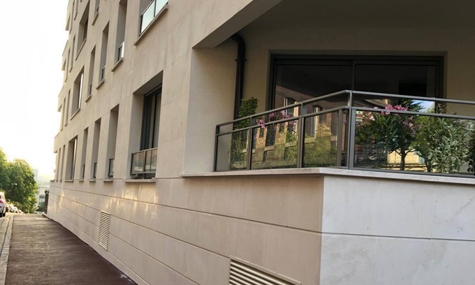 Vanves Apartment | Very quiet new apartment