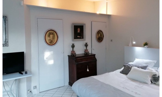Vigneux-sur-Seine Apartment | Very quiet suburban area, near train station and airport, close to Paris