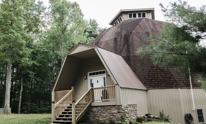Flat Top House | Very unique and quaint dome house retreat in the Appalachian Mountains