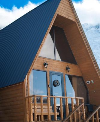 Stepantsminda Ski Chalet | Via Kazbegi