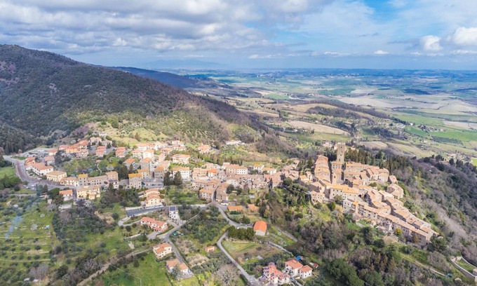 Montecatini Val di Cecina Apartment | Via Vannocci by Interhome