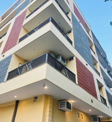 DLF City Apartment | Vibe cyberhub