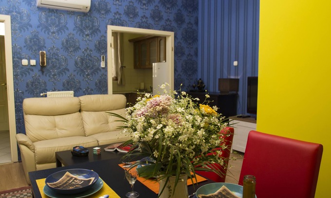 Terezvaros Apartment | Vibrant 3 Bedroom Apartment In The Pulsing Heart Of Budapest