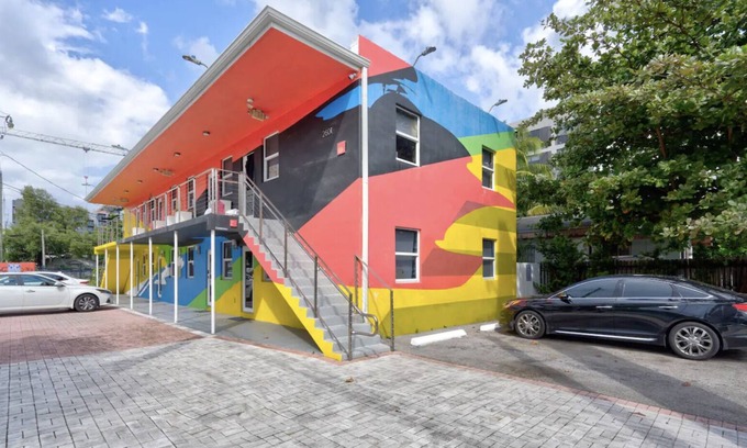 Wynwood Art District Apartment | Vibrant Wynwood Loft close to everything