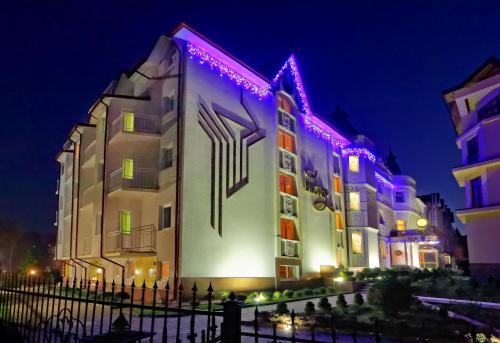 Truskavets Hotel | VICTOR Hotel Resort & SPA