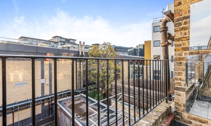 Warwick Apartment | Victoria/Pimlico Apartment