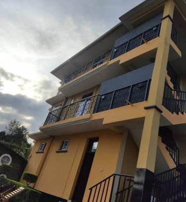 Rombo Hotel | Victoria Safar Lodging