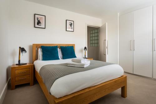 Pimlico Apartment | Victoria - Vincent Square by Viridian Apartments