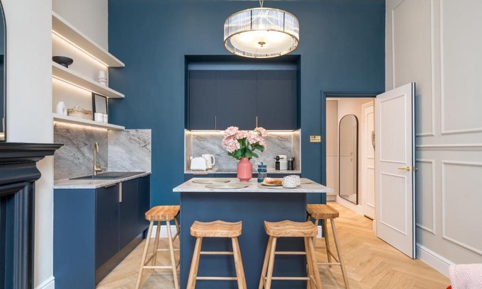 Tachbrook Apartment | Victorian Blue - 2 bedroom flat Pimlico