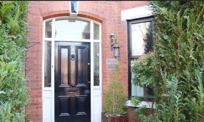 Belfast House | victorian elegance in Belfast