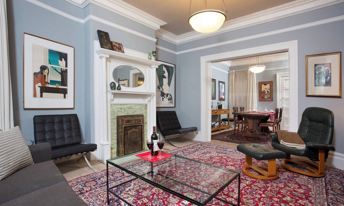 North of the Panhandle Condo | ❤️ Victorian Elegance. Relax & Work. GARAGE & Garden & Free Cleaning!