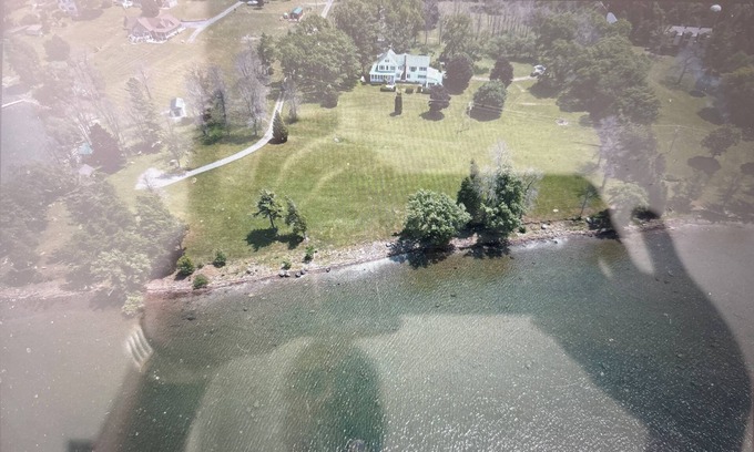 Ogdensburg Apartment | Victorian home 1 bedroom 1 bath unit with amazing view of the St. Lawrence River