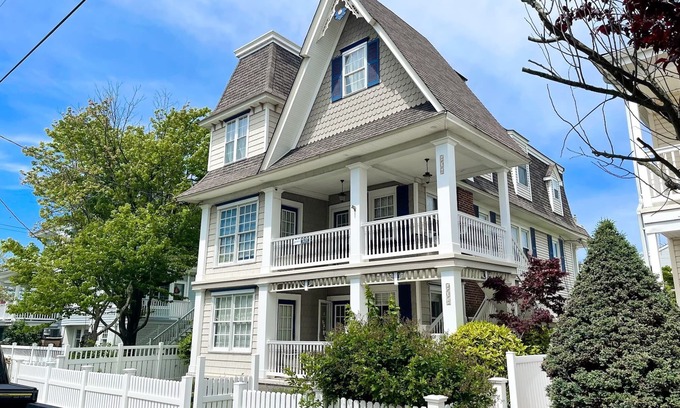 North End Condo | Victorian Seashore Cottage- Second Floor Serenity-Ocean City, NJ