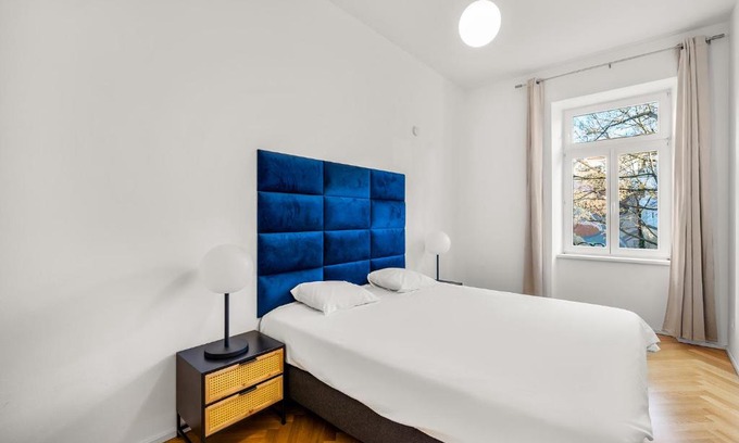 Rudolfsheim-Funfhaus Apartment | Vienna Chic Residences #Suite 7