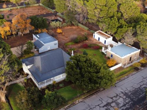 Loxton House | Vier Seisoene Gastehuis
