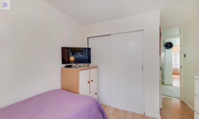 Northumberland Park Apartment | Vierra Suite. Apartment 1.