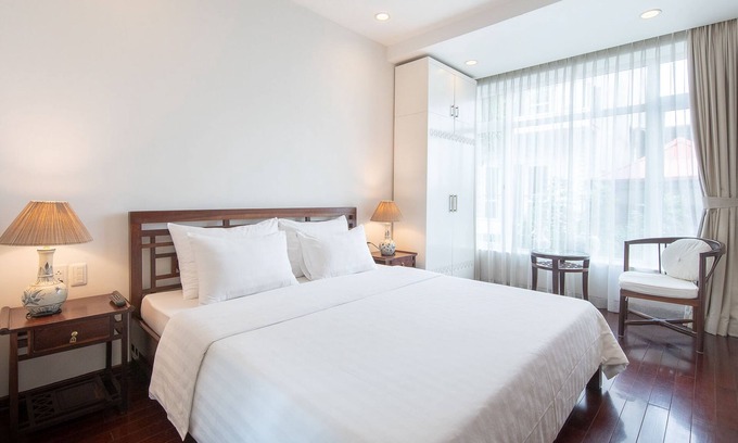 Old Quarter Apartment | Viet HOME - 1 minute to Hoan Kiem Lake, Old Quarter